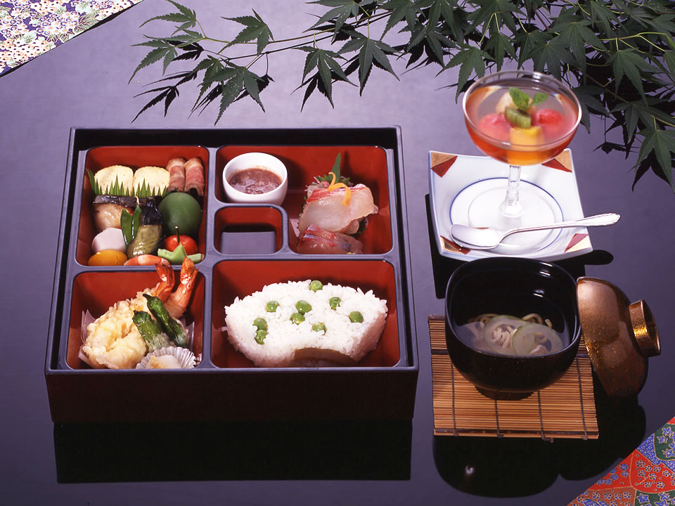 松花堂弁当