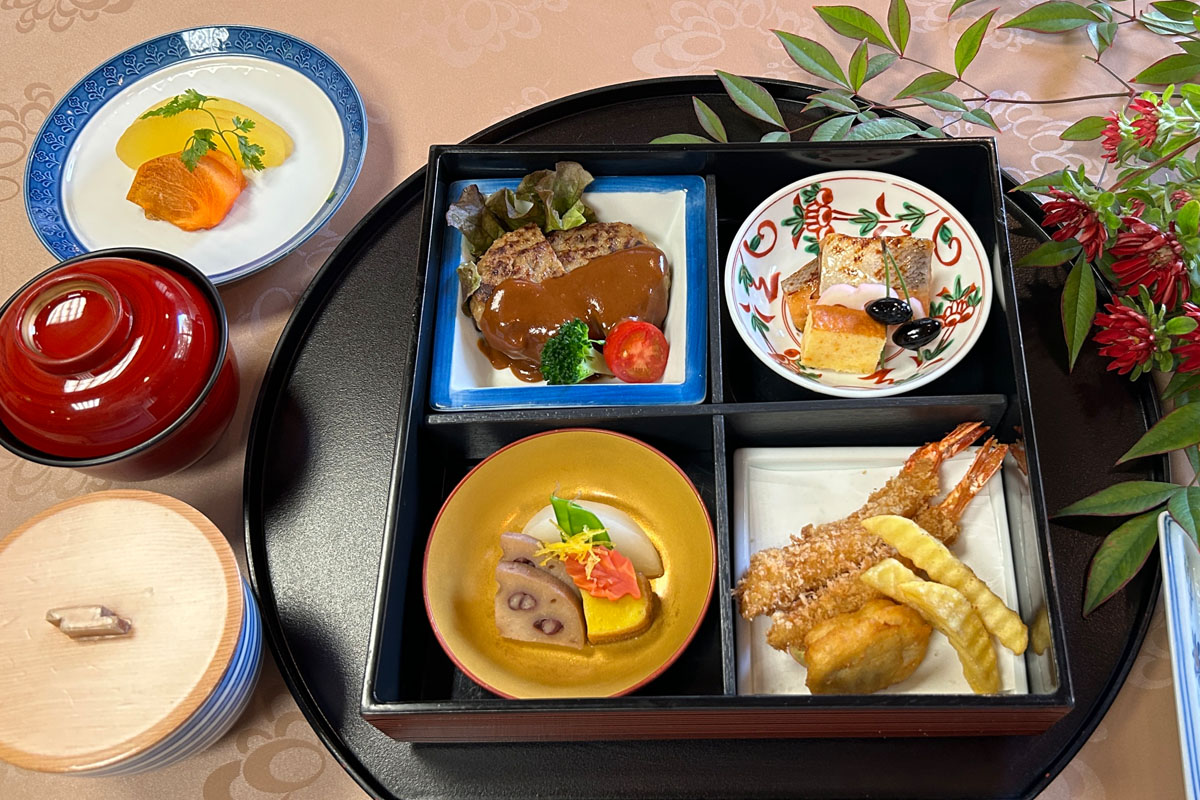 【ミニお子さま御膳】の画像